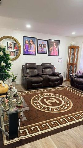 673 W 30th St 671, Hialeah, FL 33012