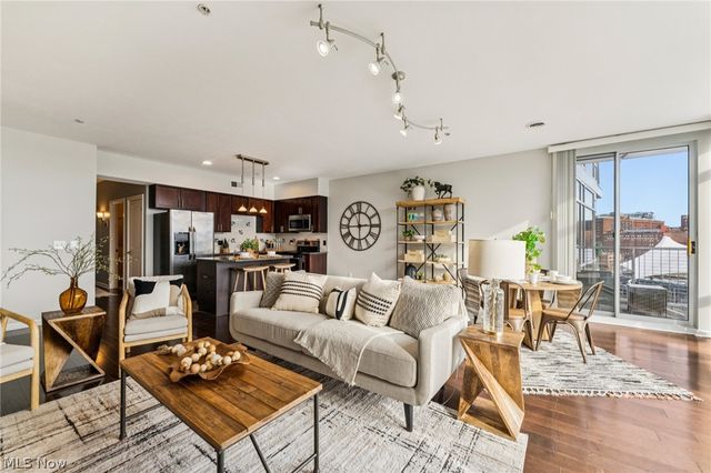 1237 Washington Avenue 1002, Cleveland, OH 44113