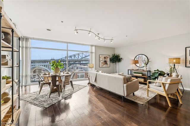 1237 Washington Avenue 1002, Cleveland, OH 44113