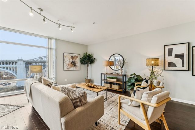 1237 Washington Avenue 1002, Cleveland, OH 44113