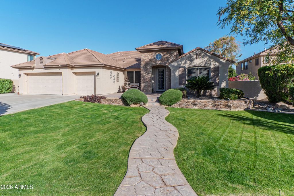 2954 E MAHOGANY Place, Chandler, AZ 85249