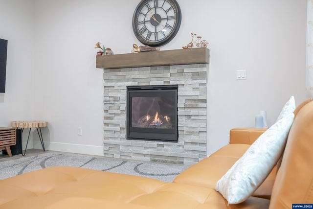 5551 Crossler Meadow Lp SE, Salem, OR 97306