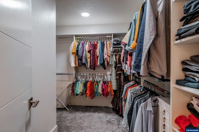 5551 Crossler Meadow Lp SE, Salem, OR 97306