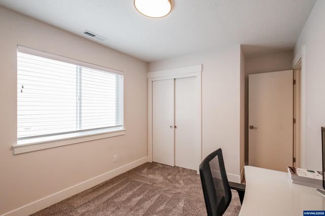 5551 Crossler Meadow Lp SE, Salem, OR 97306