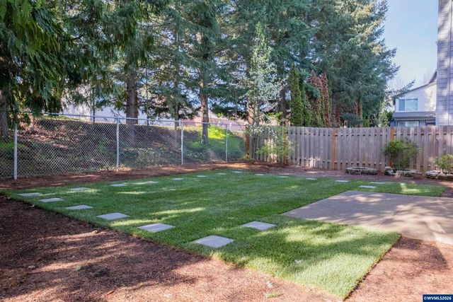 5551 Crossler Meadow Lp SE, Salem, OR 97306