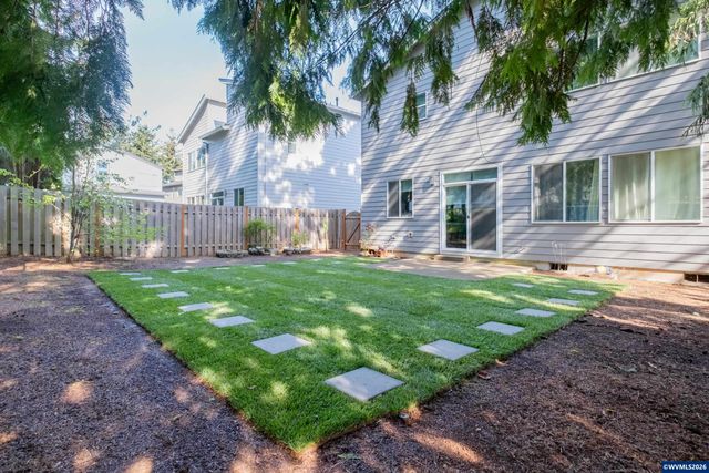 5551 Crossler Meadow Lp SE, Salem, OR 97306