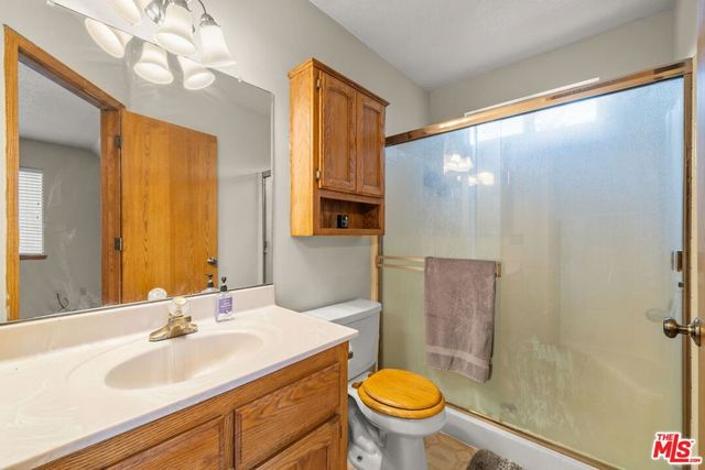 1044 G Lane, Big Bear City, CA 92314