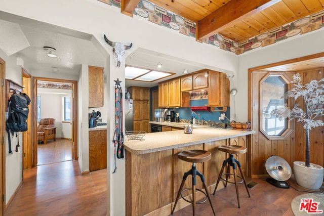 1044 G Lane, Big Bear City, CA 92314