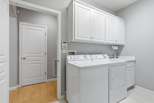 3641 Darlington Ct, Rocklin, CA 95765