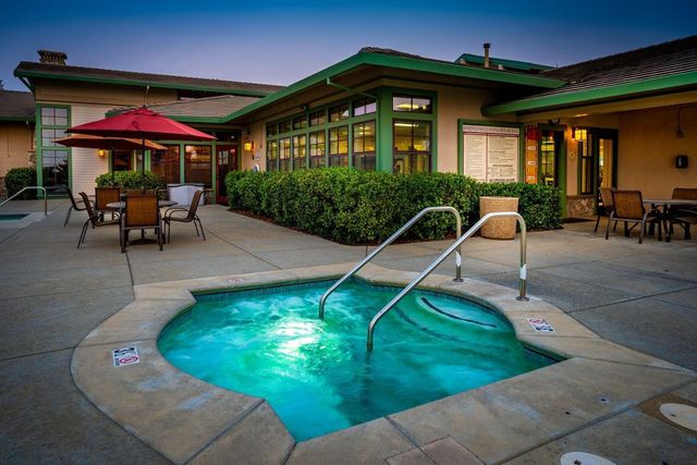 3641 Darlington Ct, Rocklin, CA 95765