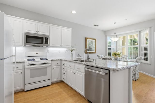 3641 Darlington Ct, Rocklin, CA 95765
