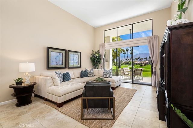 54137 Oak Hill, La Quinta, CA 92253