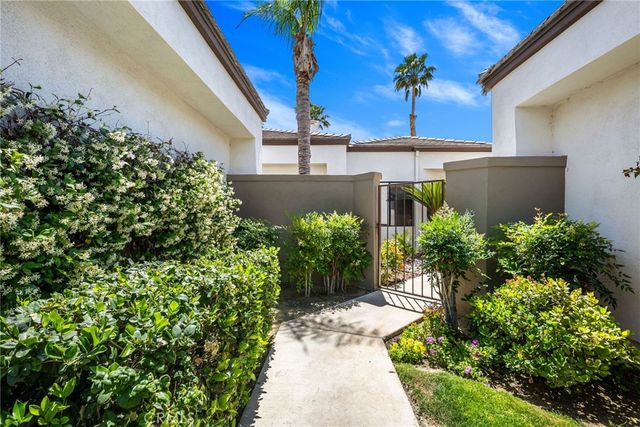 54137 Oak Hill, La Quinta, CA 92253