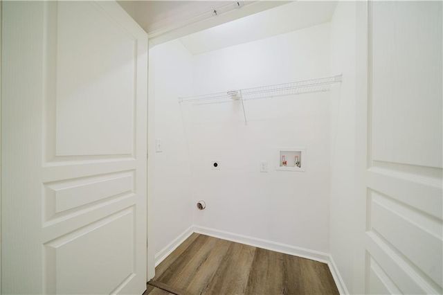 457 Colonial Walk, Woodstock, GA 30189