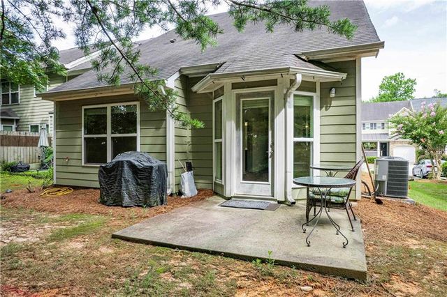 457 Colonial Walk, Woodstock, GA 30189