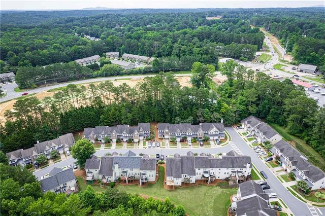 457 Colonial Walk, Woodstock, GA 30189
