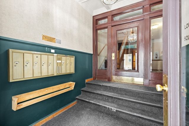 88 Gordon St 305, Boston, MA 02135