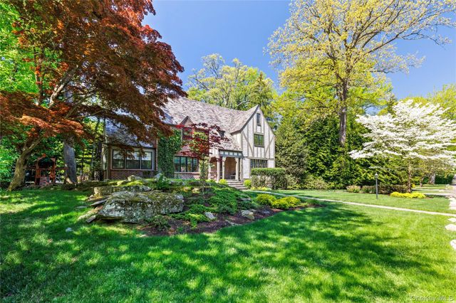 10 Woodland Drive, Rye, NY 10580