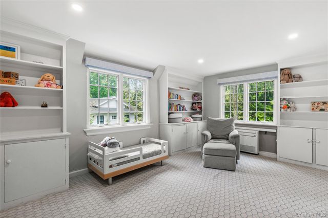 10 Woodland Drive, Rye, NY 10580