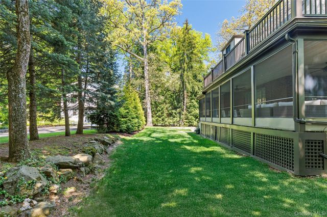 10 Woodland Drive, Rye, NY 10580