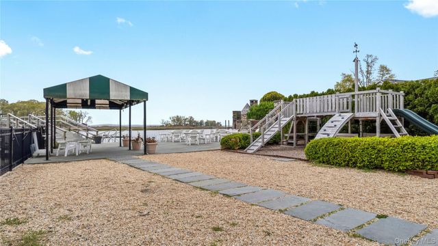 10 Woodland Drive, Rye, NY 10580