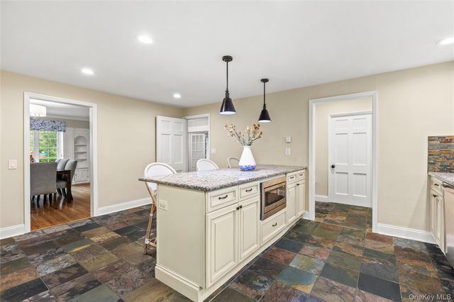 10 Woodland Drive, Rye, NY 10580