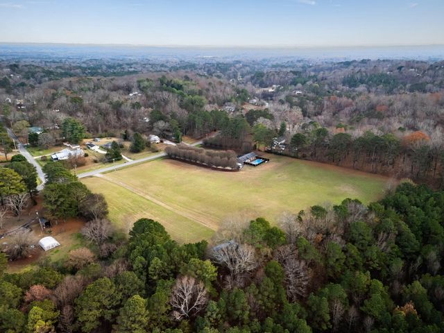 932 Johnson Road, Chickamauga, GA 30707