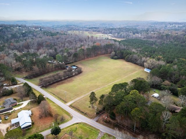 932 Johnson Road, Chickamauga, GA 30707