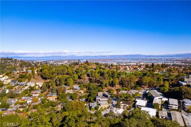 401 Winding, San Carlos, CA 94070