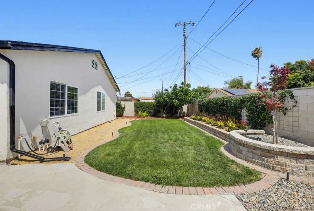 6102 Glacier, Westminster, CA 92683