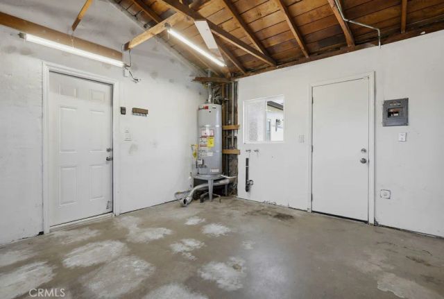 6102 Glacier, Westminster, CA 92683