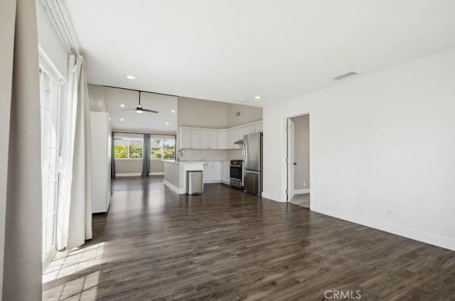 6102 Glacier, Westminster, CA 92683