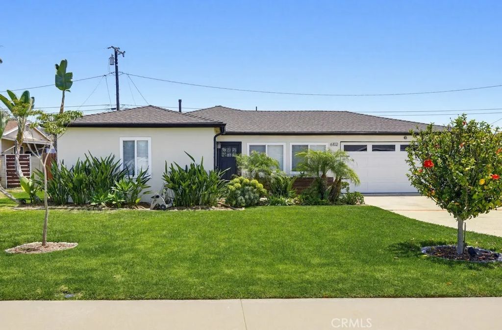 6102 Glacier, Westminster, CA 92683