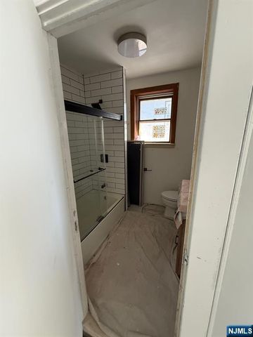 581 Broad Street, Carlstadt, NJ 07072