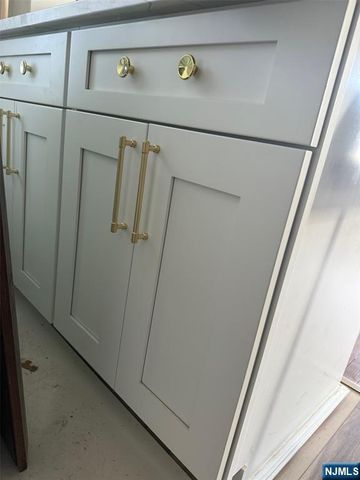 581 Broad Street, Carlstadt, NJ 07072