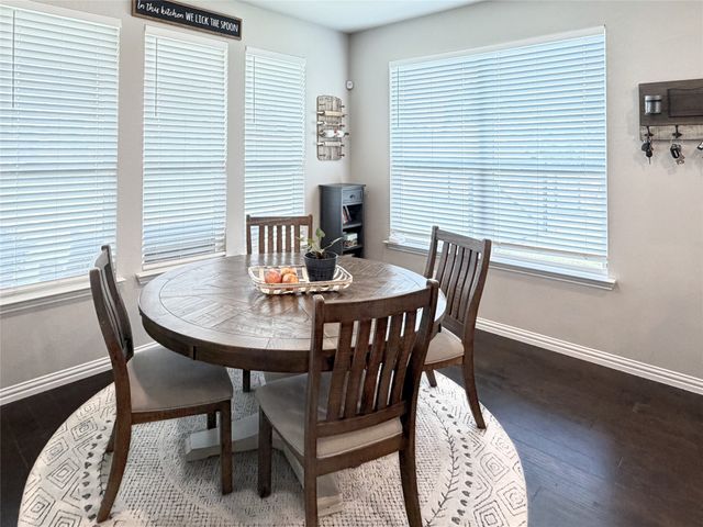 140 Spring Creek Circle, Paradise, TX 76073