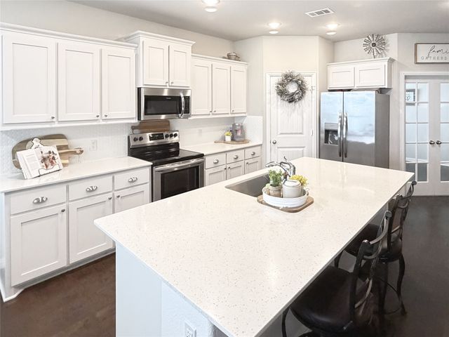 140 Spring Creek Circle, Paradise, TX 76073