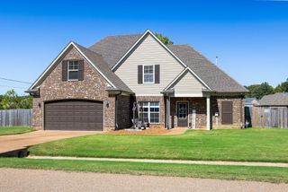 1240 J E BLAYDES PKY, Atoka, TN 38004
