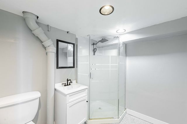 7614 W 63rd Place, Summit, IL 60501