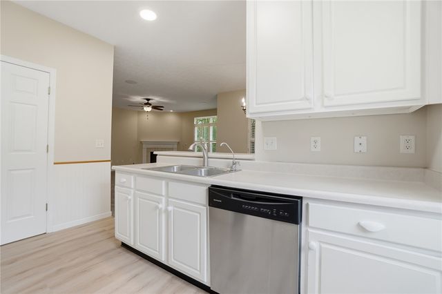 7448 New York Way, Butler Twp, OH 45414