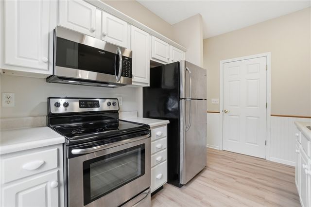 7448 New York Way, Butler Twp, OH 45414