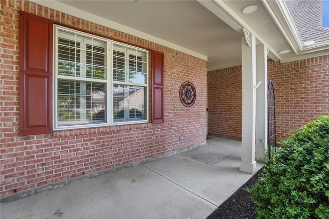 7448 New York Way, Butler Twp, OH 45414