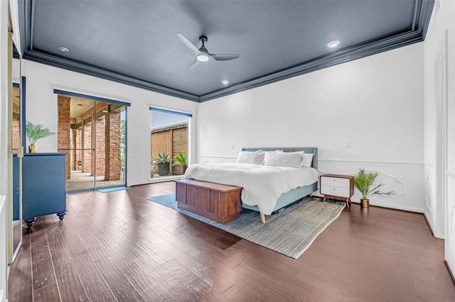 33 Charleston Street N, Sugar Land, TX 77478