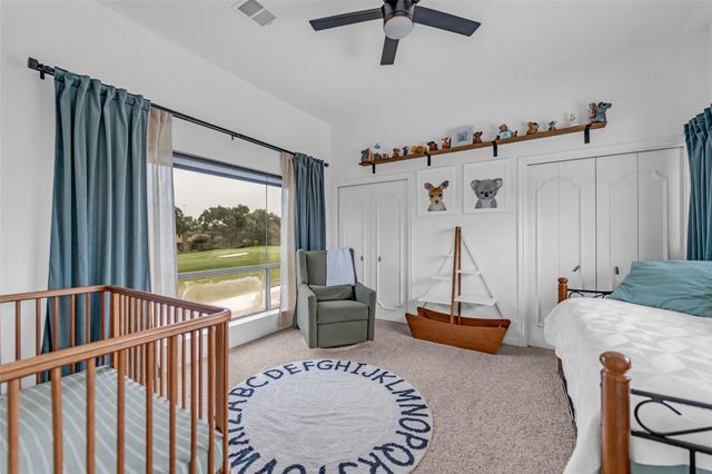 33 Charleston Street N, Sugar Land, TX 77478
