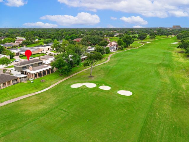 33 Charleston Street N, Sugar Land, TX 77478
