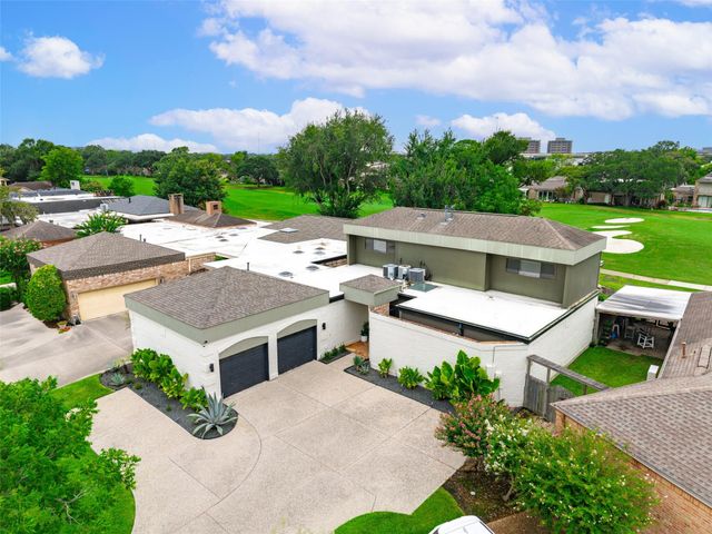 33 Charleston Street N, Sugar Land, TX 77478