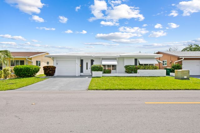 4524 NW 43rd Avenue, Tamarac, FL 33319