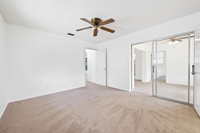 4524 NW 43rd Avenue, Tamarac, FL 33319