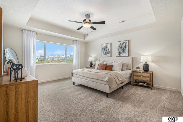 20619 Ogden Street, Elkhorn, NE 68022