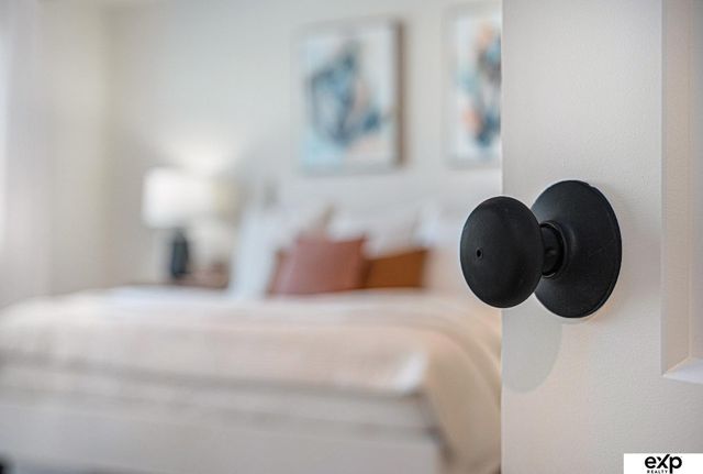 20619 Ogden Street, Elkhorn, NE 68022